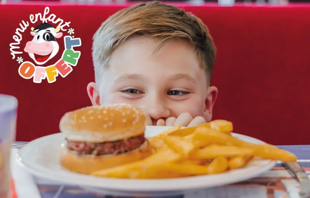 Le menu est offert aux enfants chez La Boucherie pendant les vacances scolaires